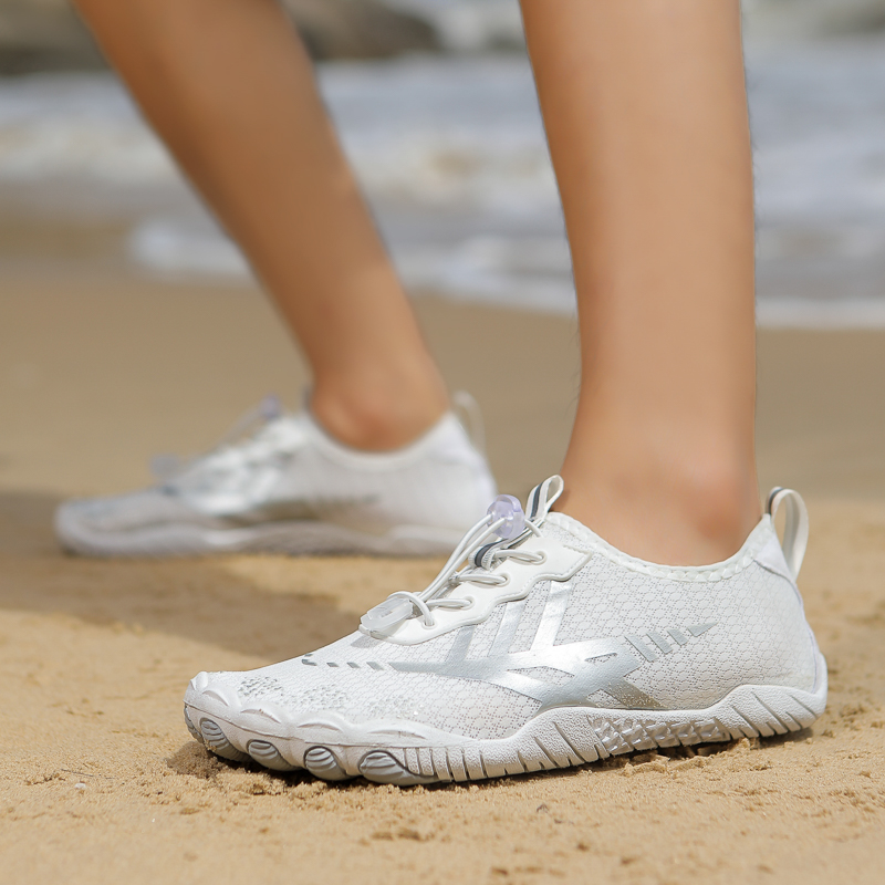 Quick Dry Water Shoes For Men  - Fishing Boat Trailer reseña y precio